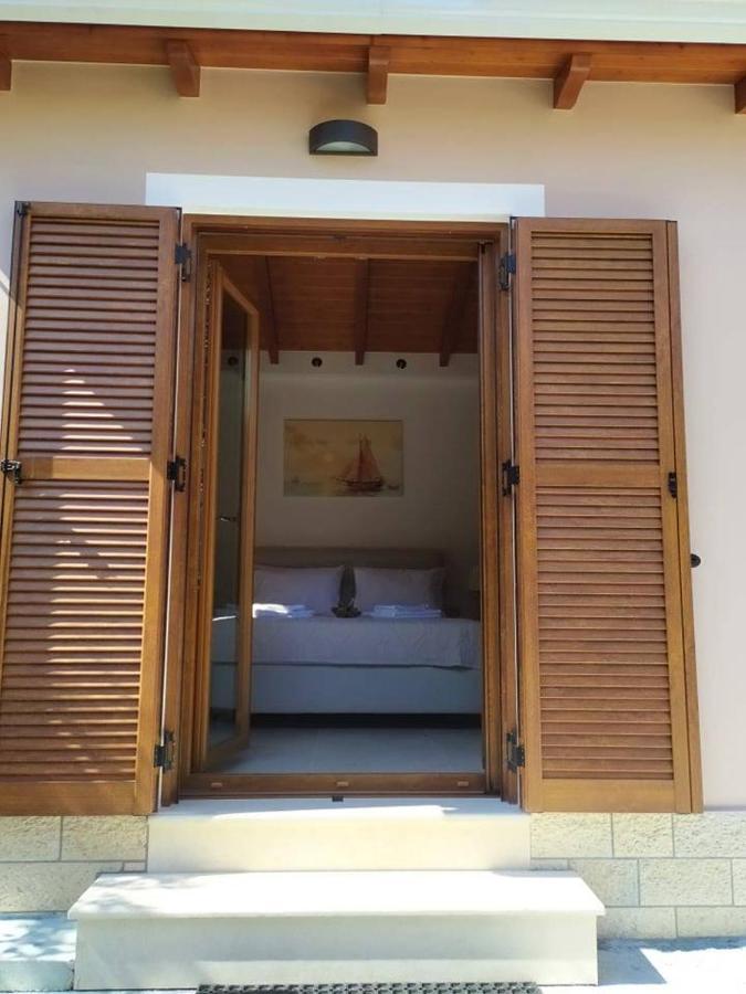 Villa Arktos 니드리 외부 사진