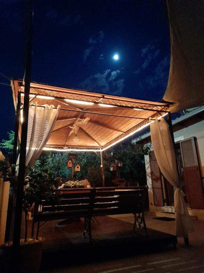 Villa Arktos 니드리 외부 사진