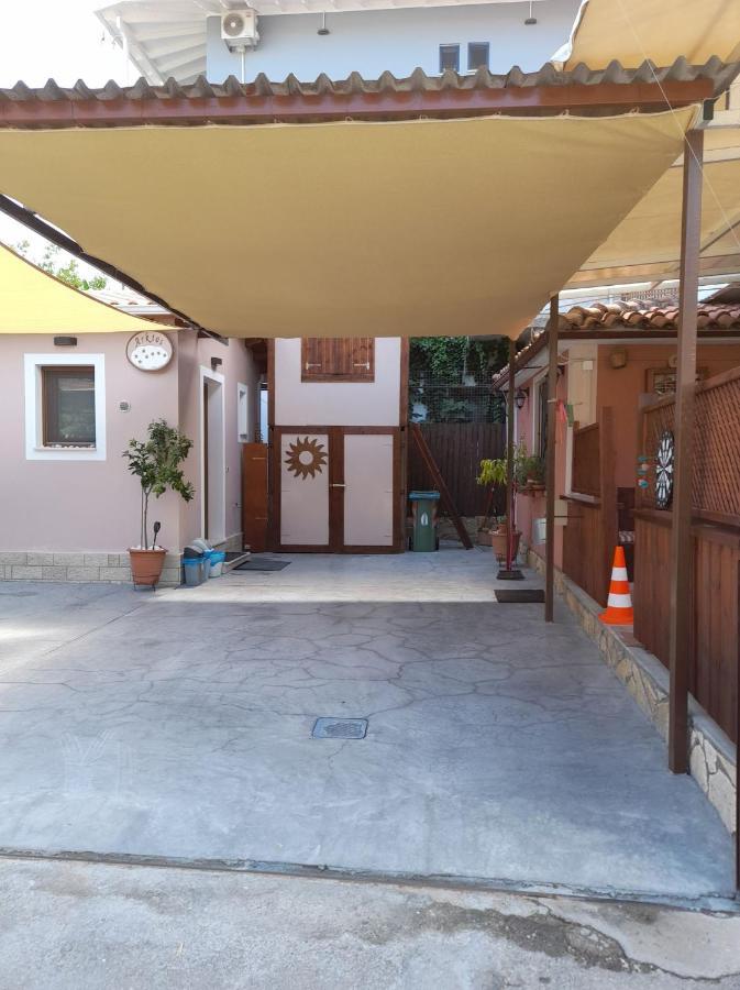 Villa Arktos 니드리 외부 사진